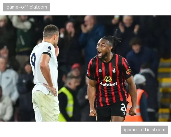 伯恩茅斯2-0击败卢顿，逃离降级区