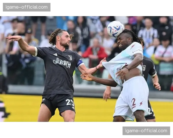 即时战报：弗拉霍维奇点射，尤文图斯客场暂时领先萨勒尼塔纳